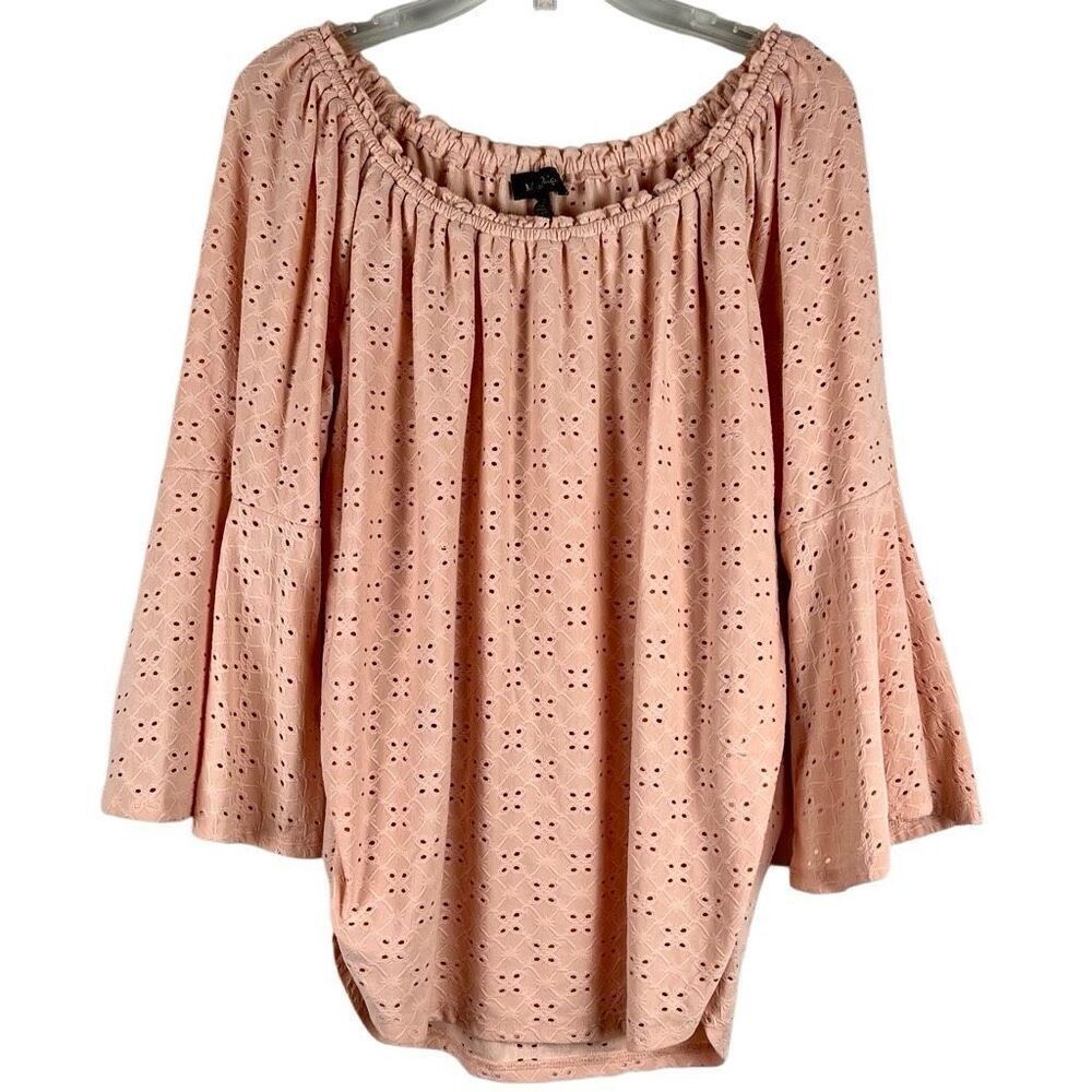 Melissa Paige Pink Eyelet Bell Sleeve Blouse XL